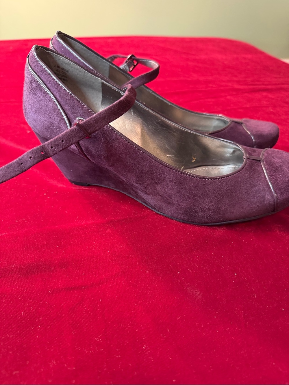 Kenneth Cole New York Plum Suede Mary Jane Wedge Heels